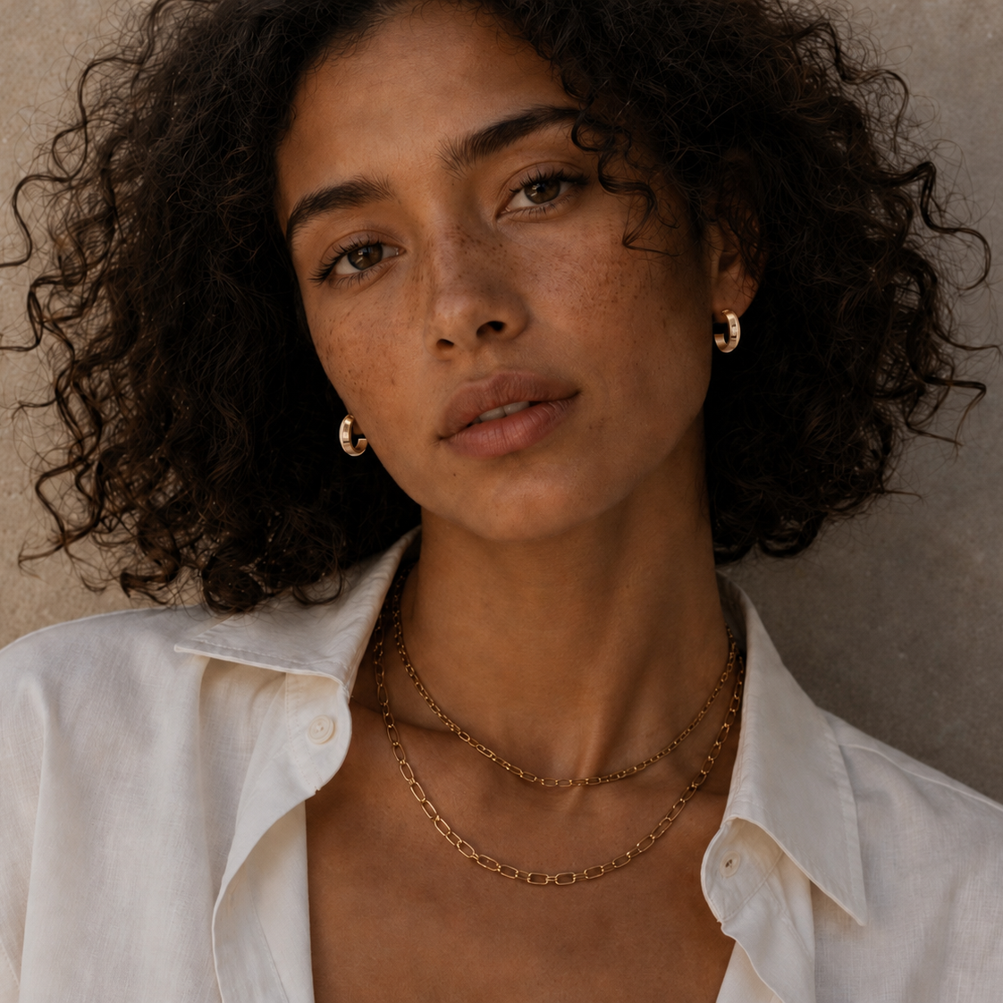 Aura Mini Hoops