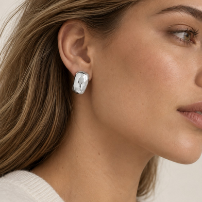 Roca Studs