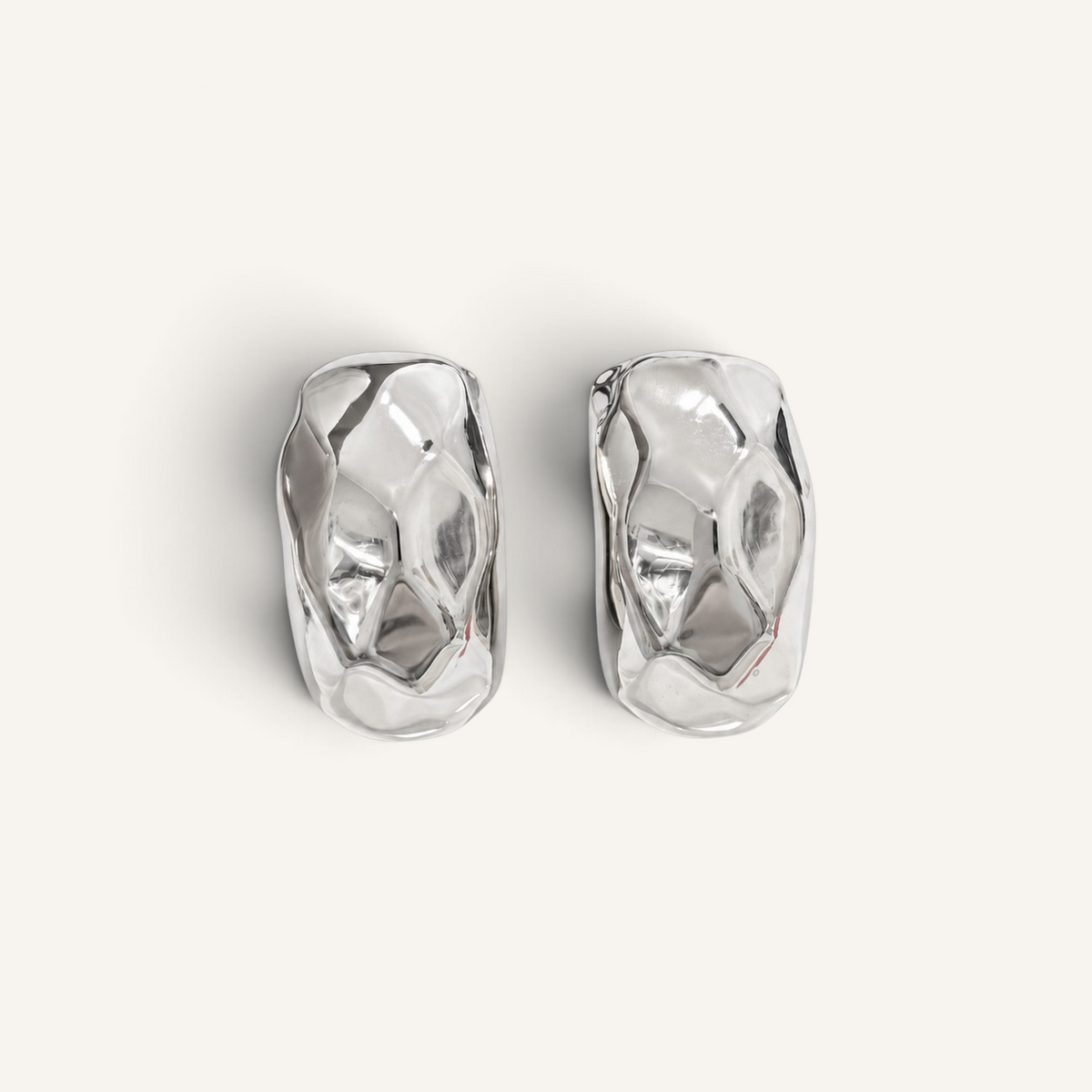 Roca Studs